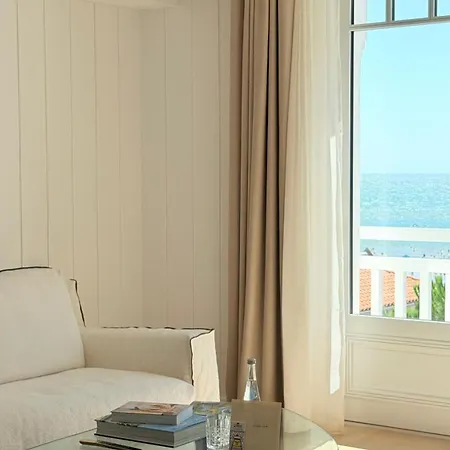 Hemen Hotel