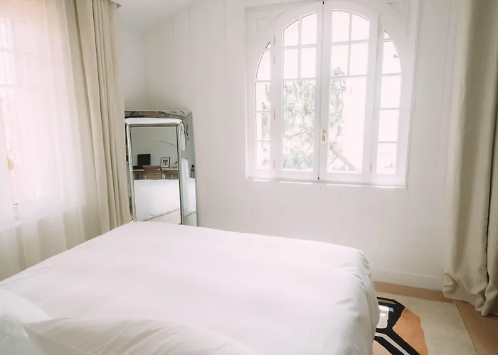 Hemen سانت باليه سور مير